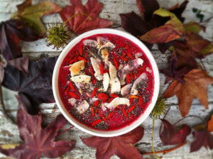 Beetroot & Goji Berry Smoothie Bowl